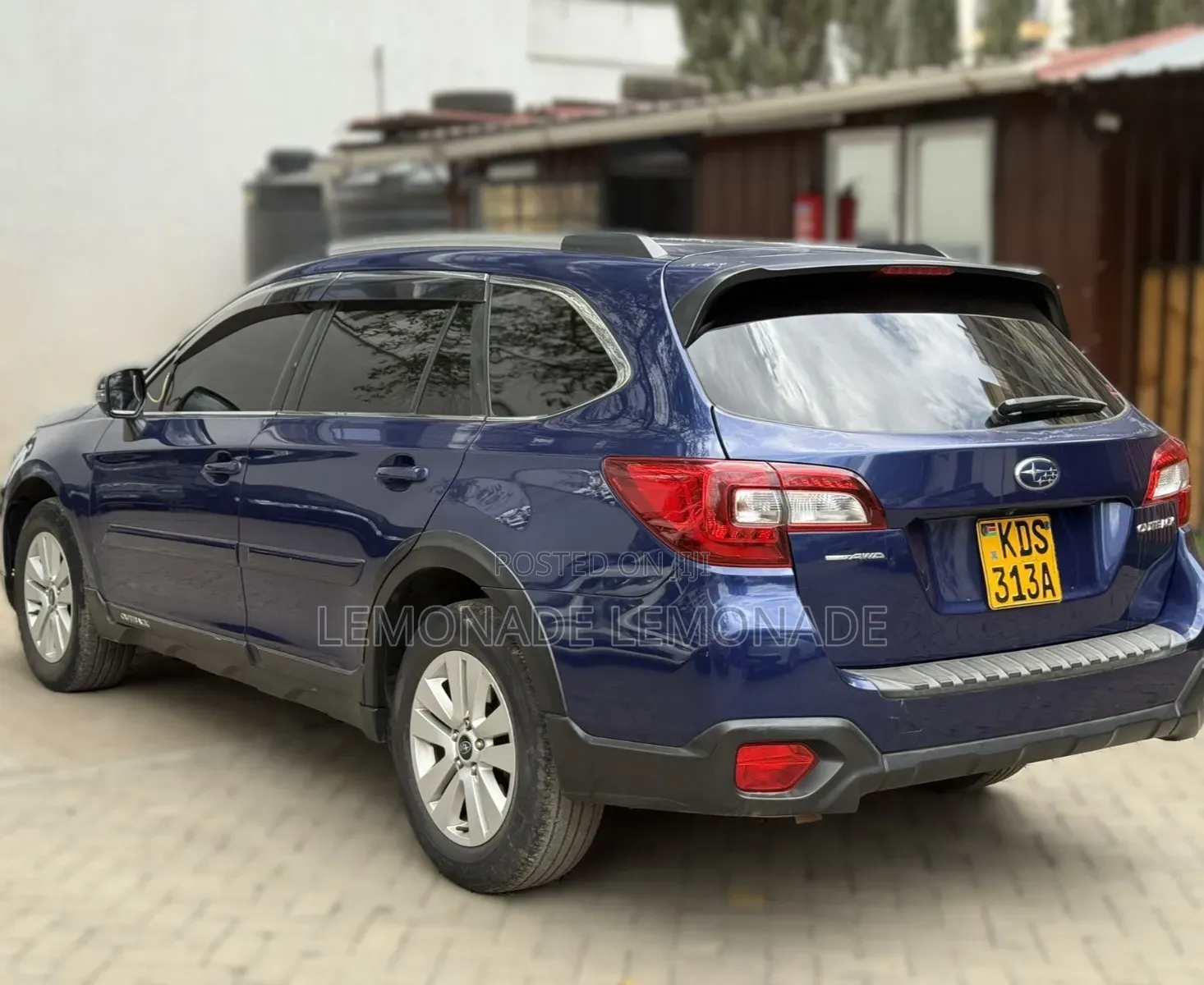 Subaru Outback 2017 Blue