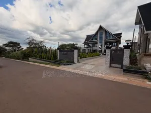 6bdrm Mansion in Daykio Bustani Gated, Kimbo for rent