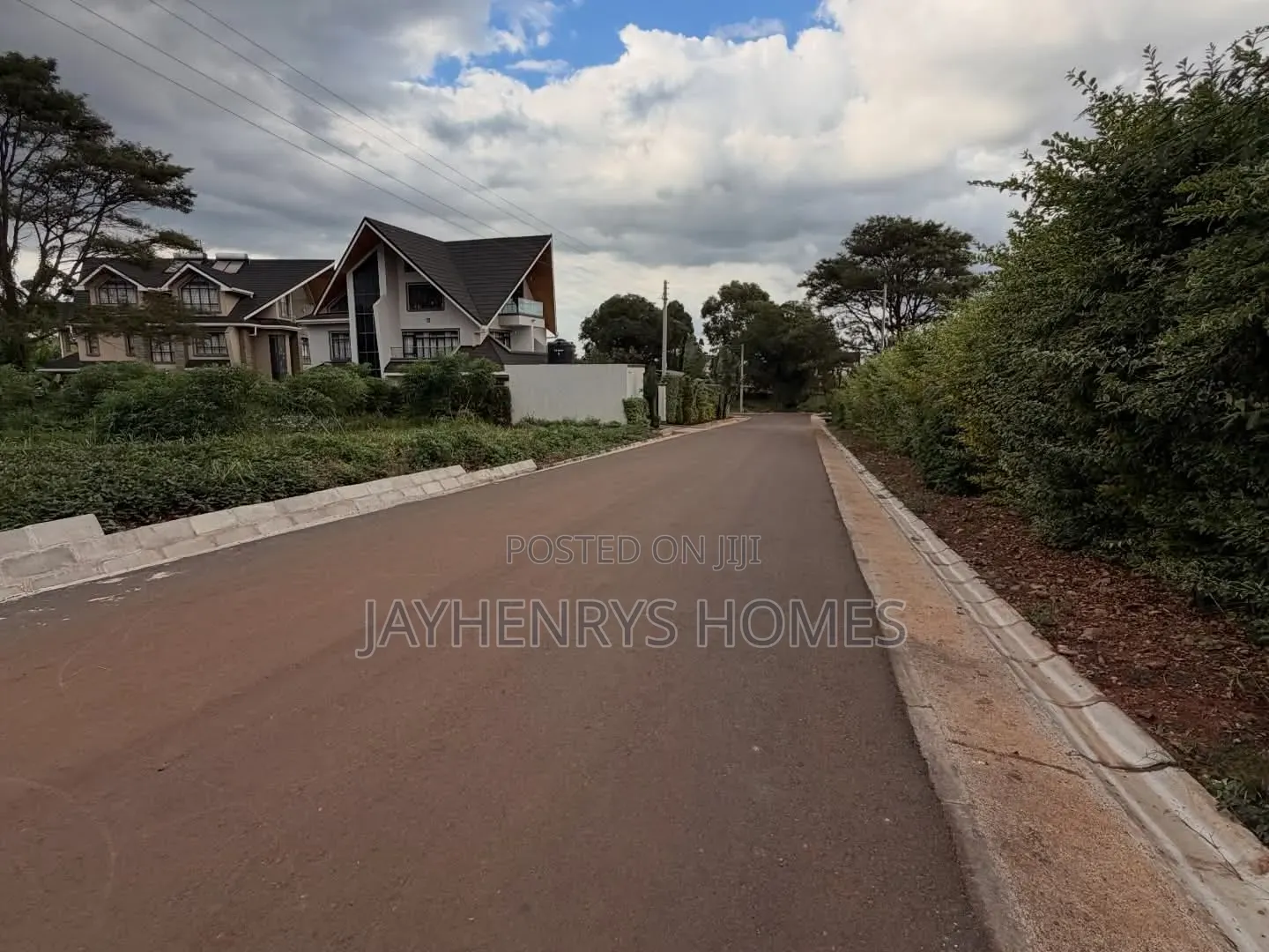 6bdrm Mansion in Daykio Bustani Gated, Kimbo for rent