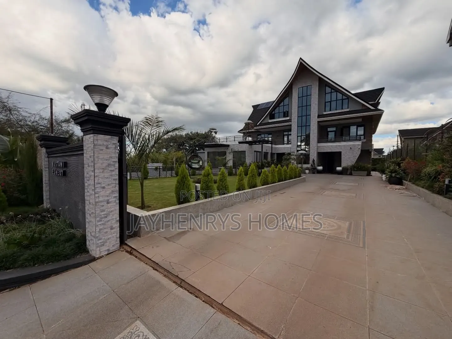 6bdrm Mansion in Daykio Bustani Gated, Kimbo for rent