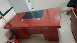 1.4m Mahogany Executive Desk