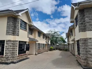 3bdrm Duplex in Gateway Mall Area for rent