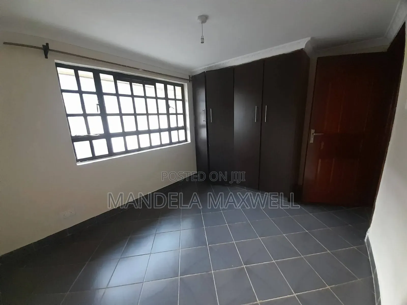 3bdrm Duplex in Gateway Mall Area for rent