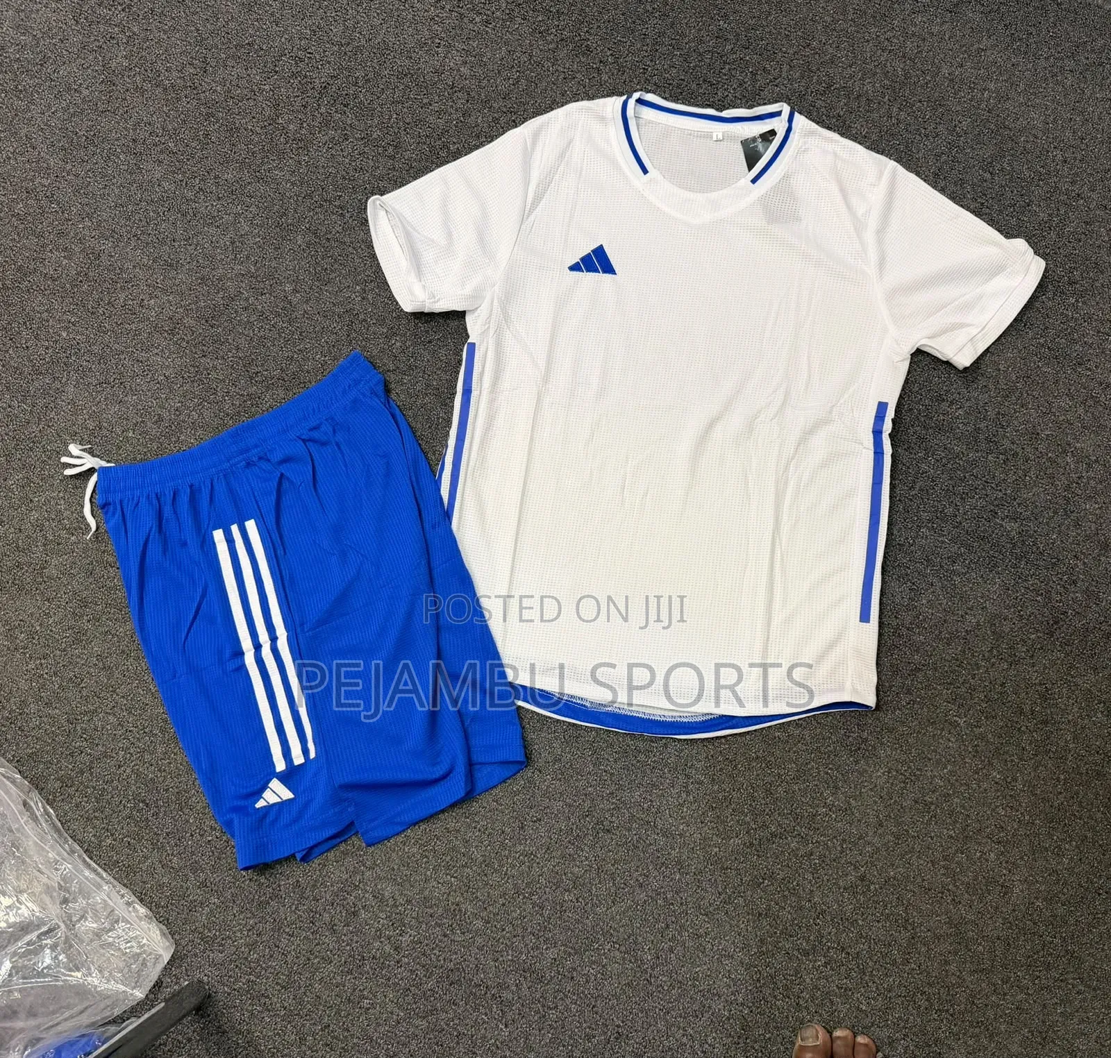 Football Teams and Clubs Unform
