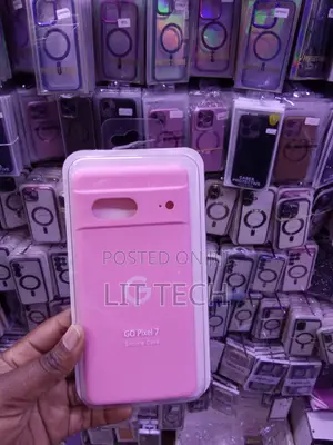 Pink Bubblegum Google Pixel 7 Liquid Silicone Case With Cloth Lining