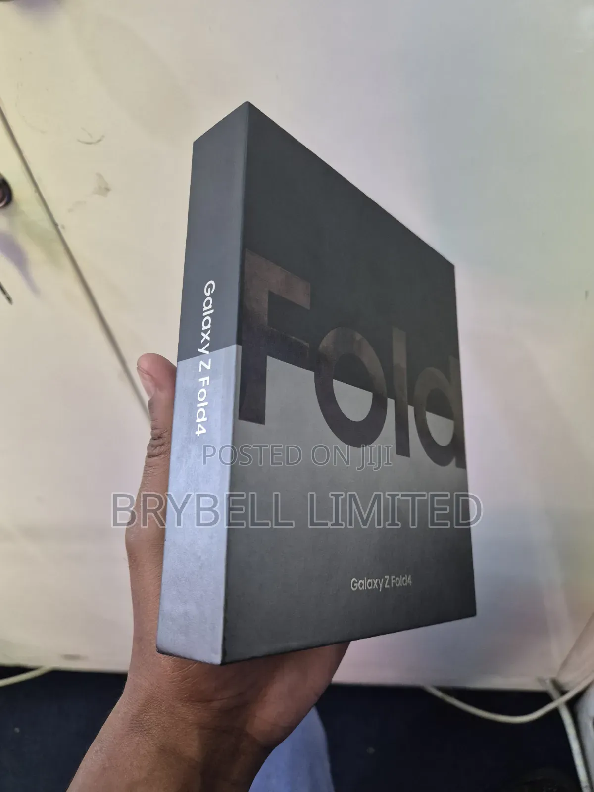 New Samsung Galaxy Z Fold4 1 TB Gold
