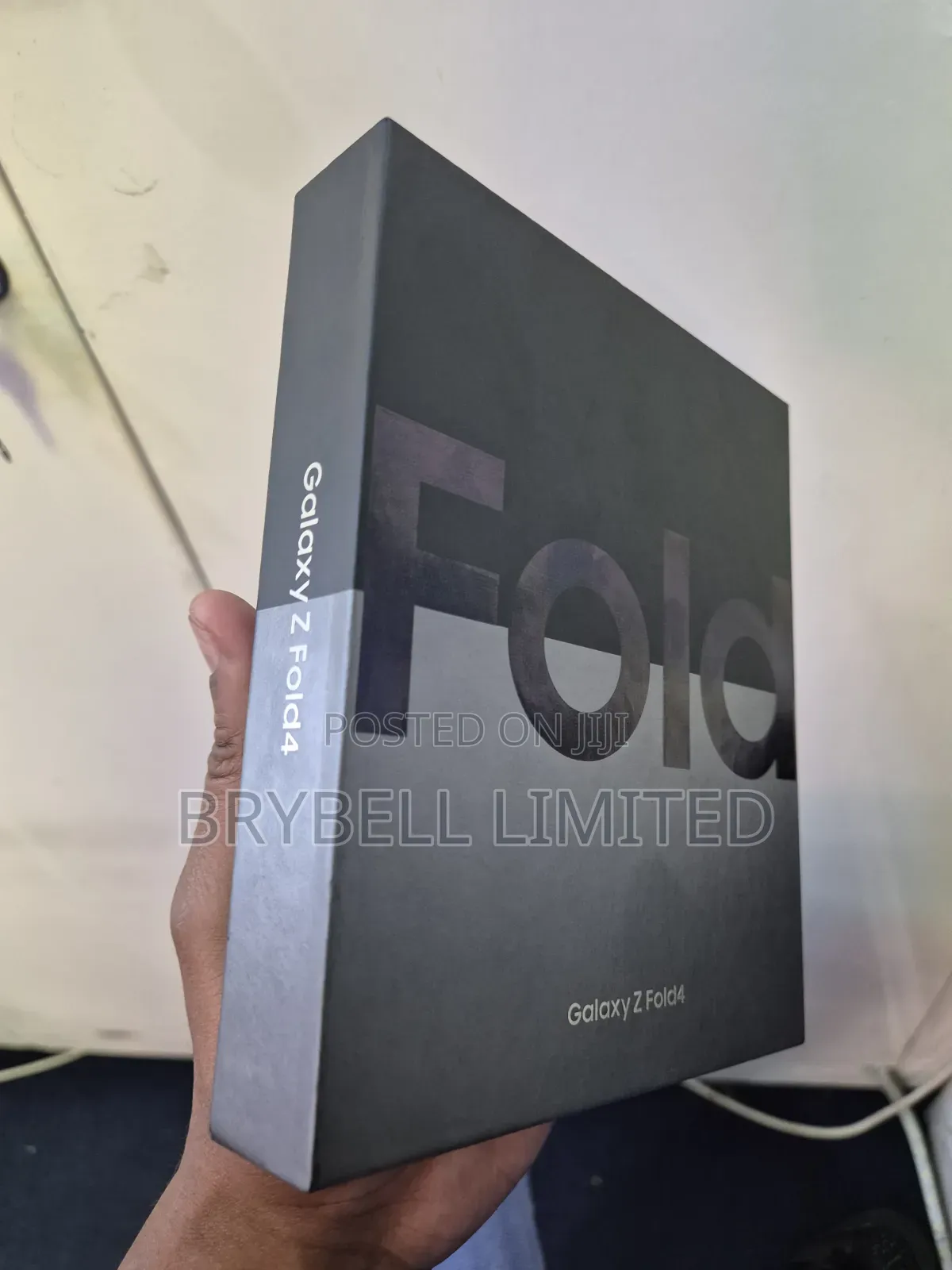 New Samsung Galaxy Z Fold4 1 TB Gold