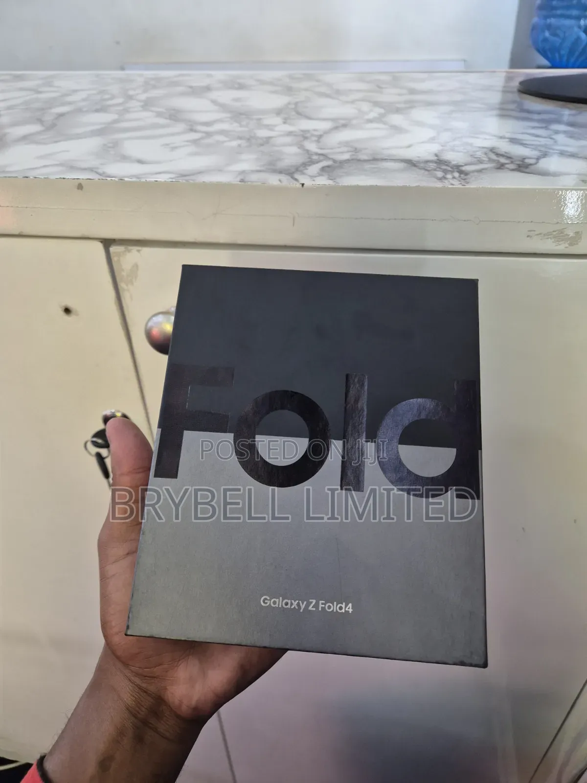 New Samsung Galaxy Z Fold4 1 TB Gold