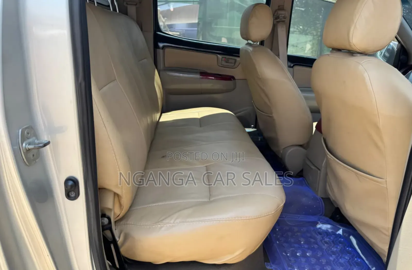 Toyota Hilux 2014 Silver