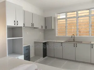 4bdrm Villa in Daystar for sale