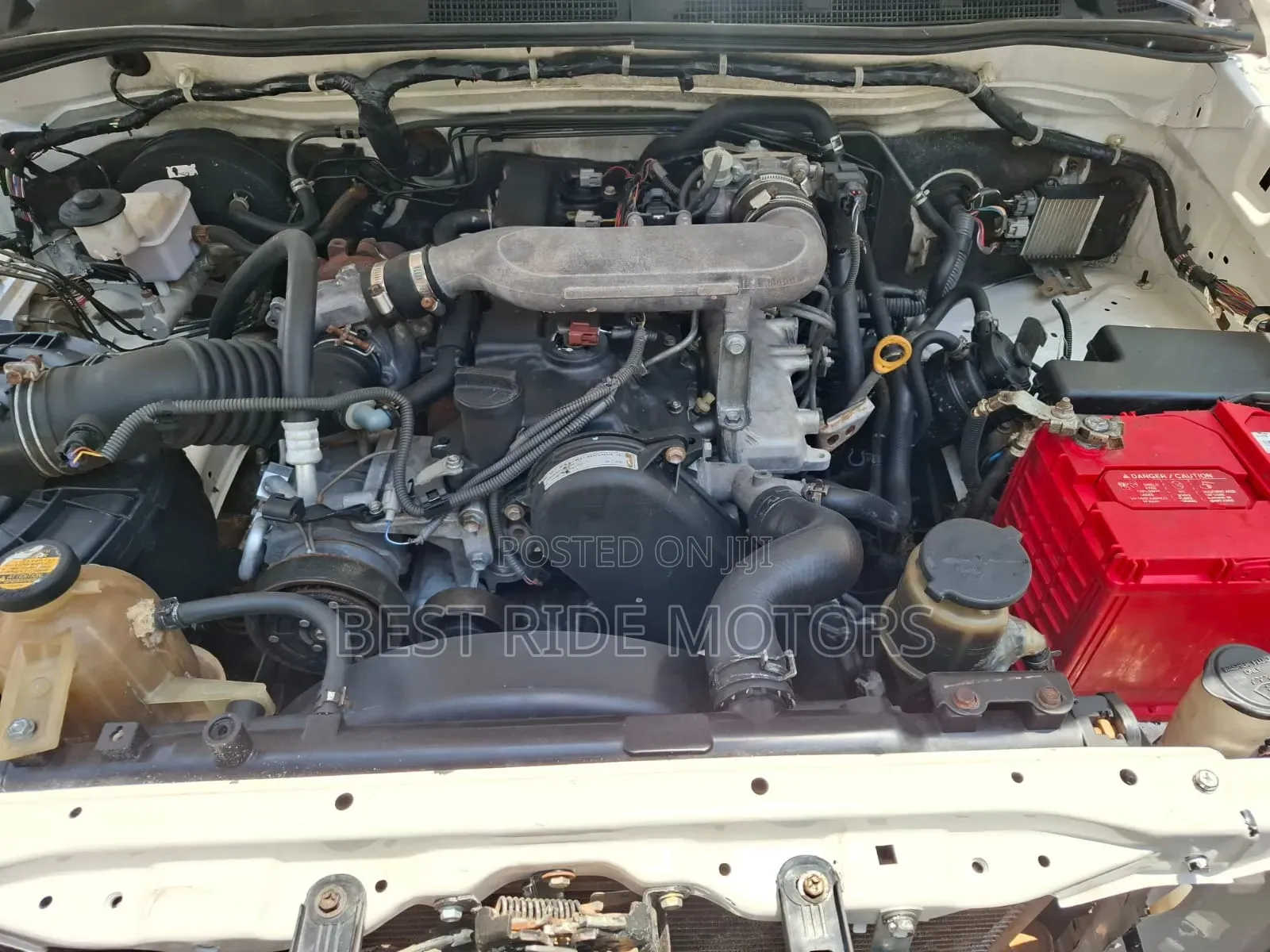 Toyota Hilux 2014 White