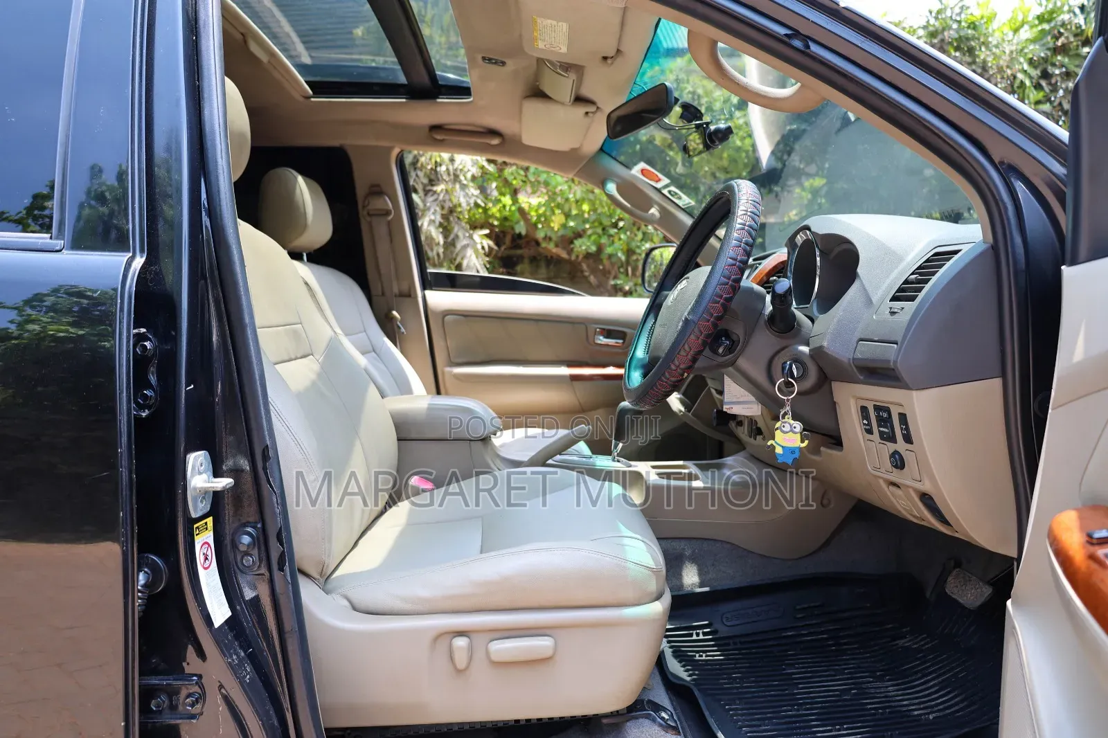 Toyota Fortuner 2010 Black