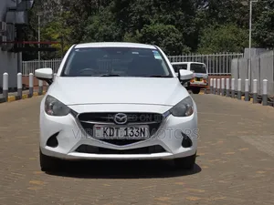 Mazda Demio 2018 White