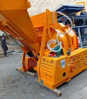 Self-Loading Concrete Mixer Truck