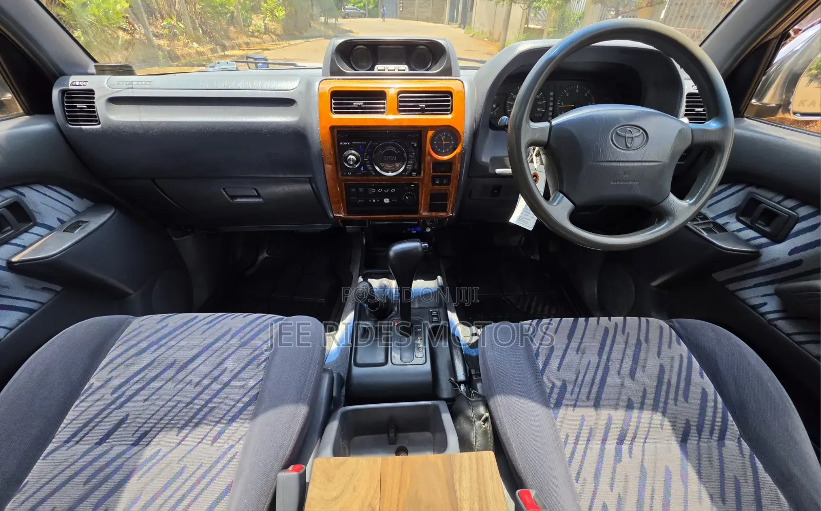 Toyota Land Cruiser Prado 2000 Blue