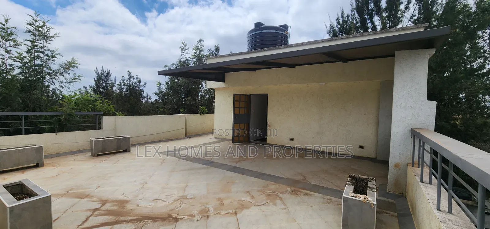 4bdrm Maisonette in Maasai Lodge for rent