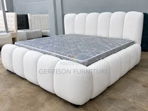 Luxury 5x6 White Bubble Bed Frame With a Mattress