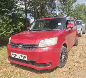 Toyota Rumion 1.5 FWD 2023 Maroon