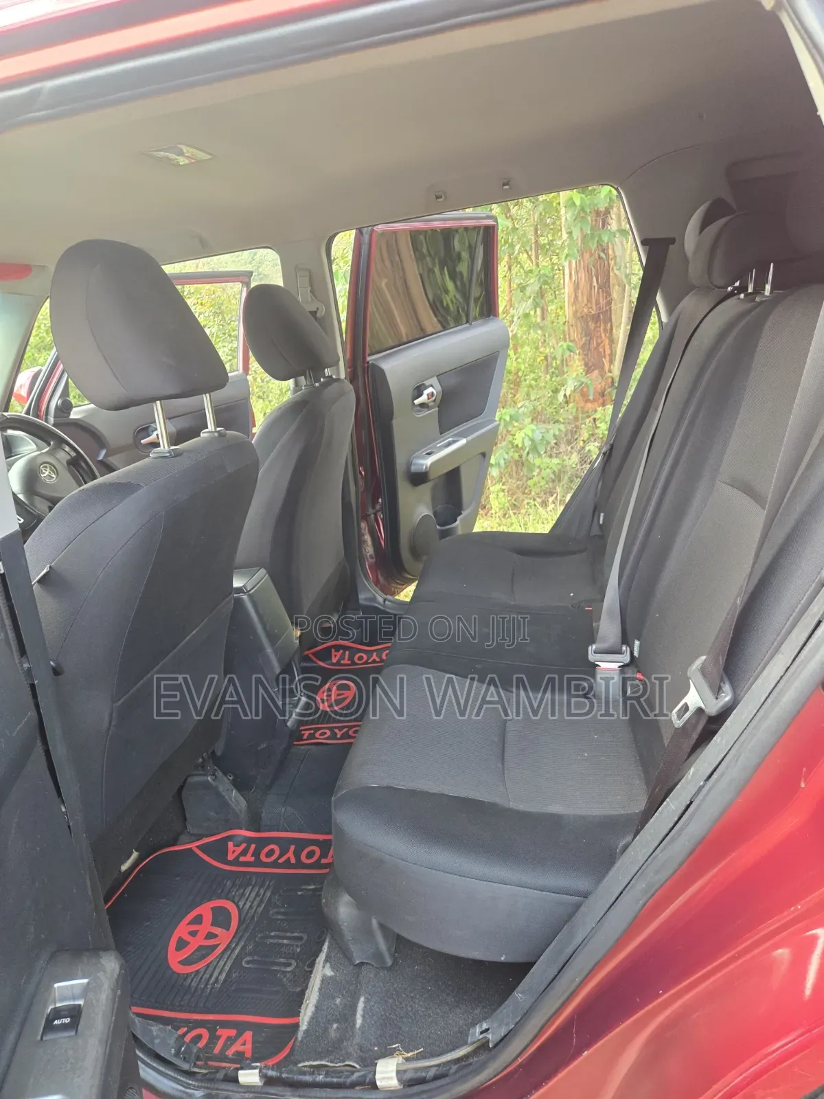 Toyota Rumion 1.5 FWD 2023 Maroon