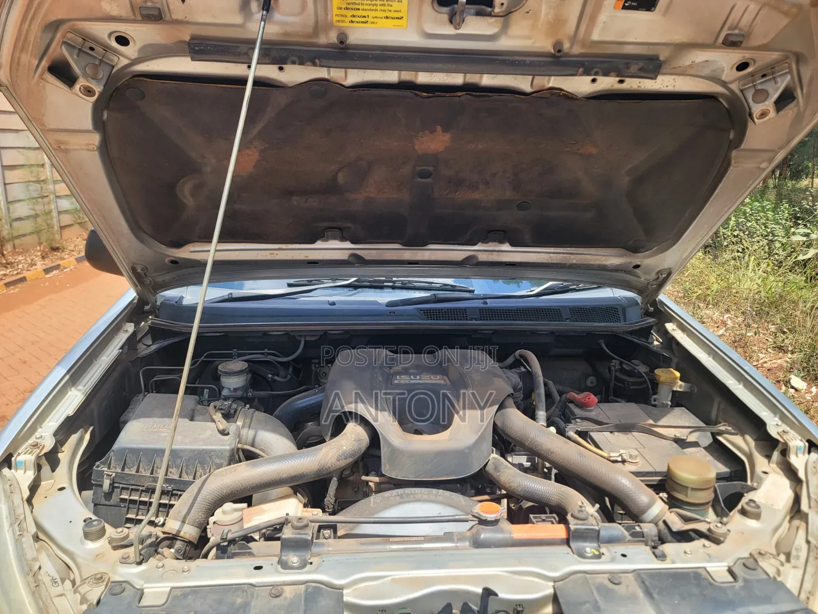 Isuzu D-MAX 2017 Silver