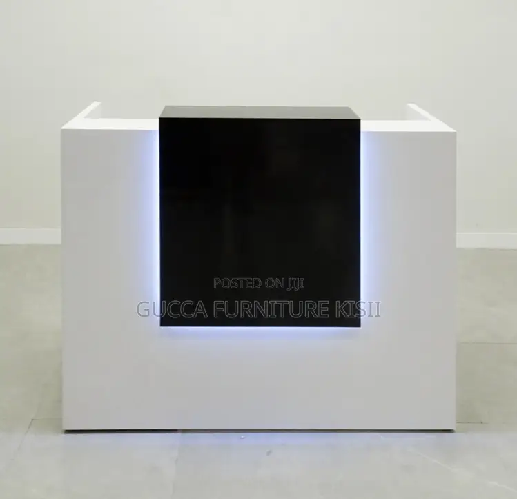 1400mm Local Customized Reception Counter Desk