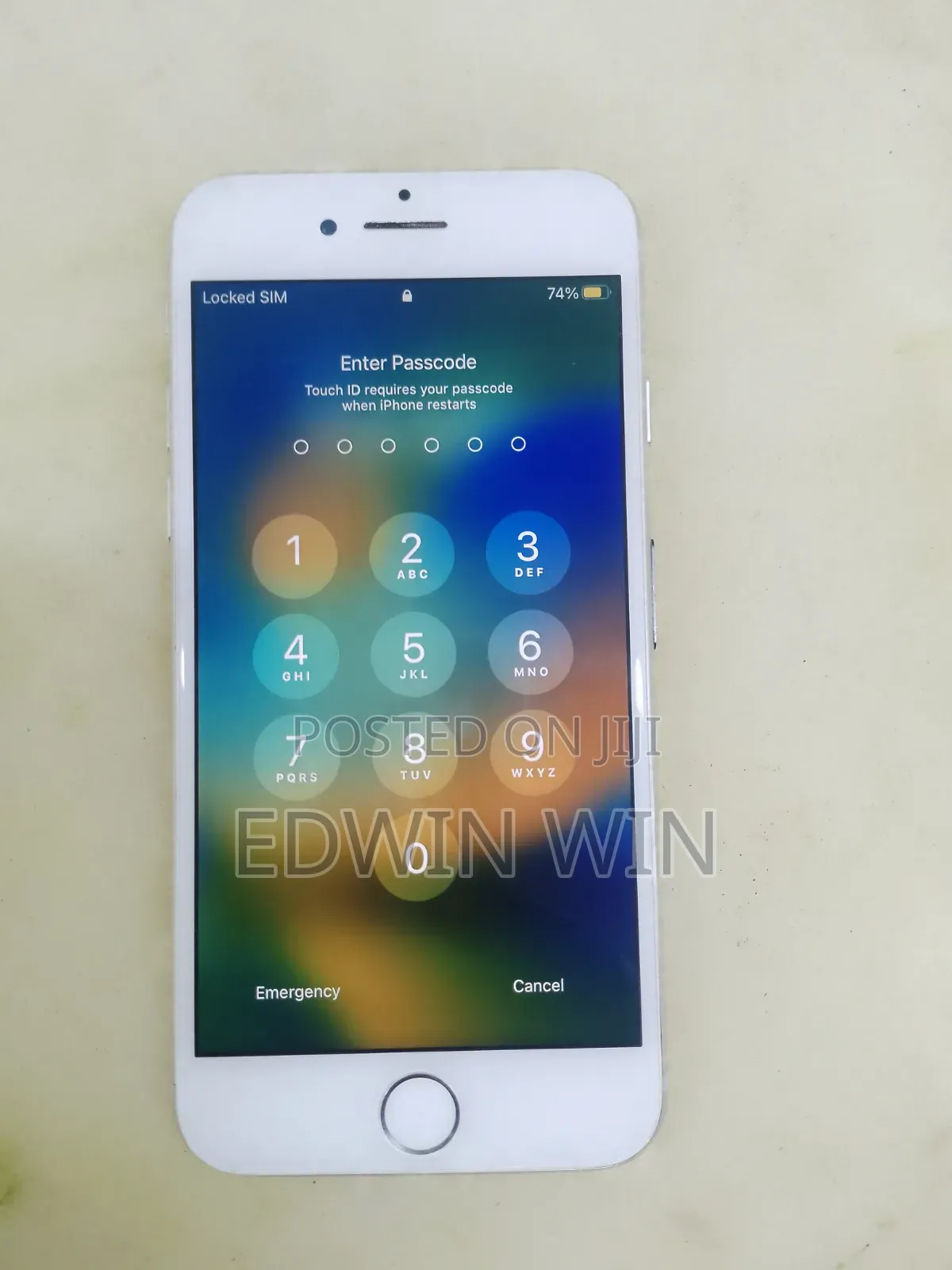 Apple iPhone 8 64 GB White