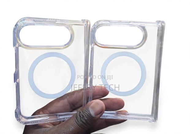 Crystal-Clear Protective Phone Case With MagSafe Pixel 9 Pro Fold - thumbnail 2