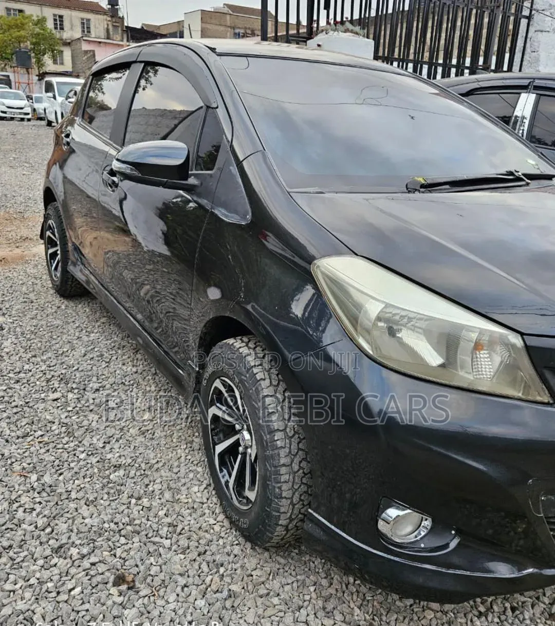 Toyota Vitz 2014 Black