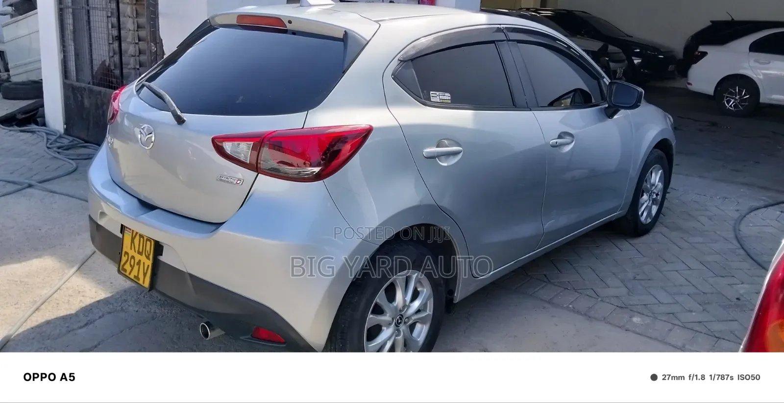 Mazda Demio 2017 Silver