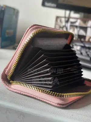 Pebbled Leather Cardholder