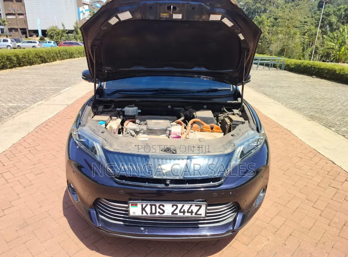 Toyota Harrier 2016 Blue