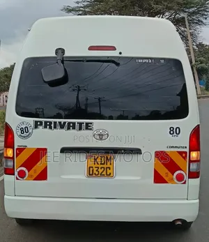Toyota HiAce 2015 White