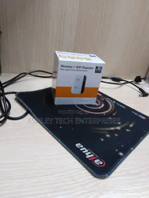PowerMax WiFi Extender 300Mbps Repeater