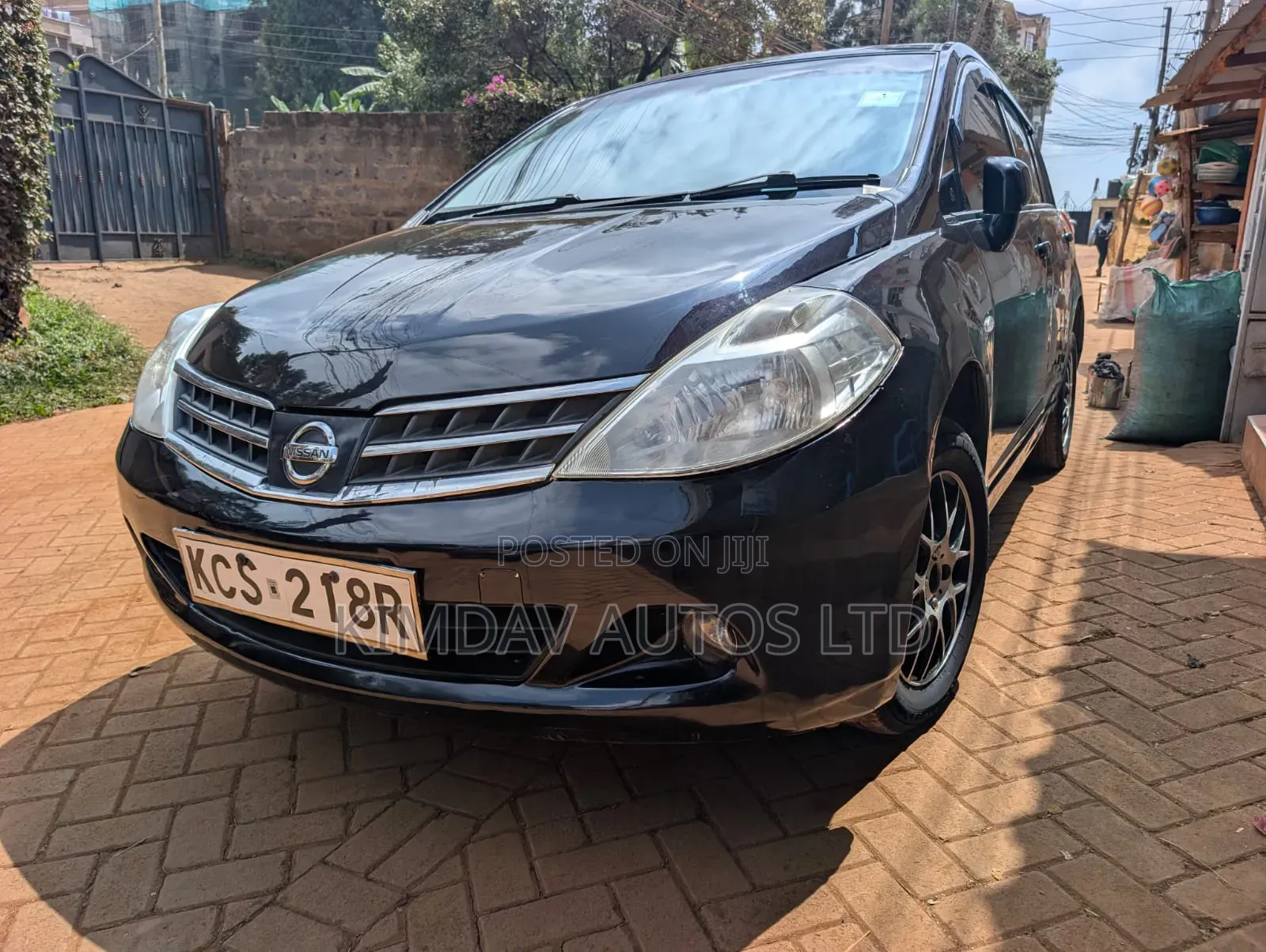 Nissan Tiida 1.5L 16V 2011 Black