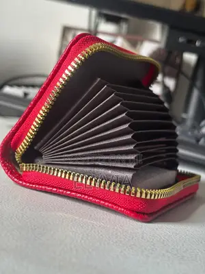 Crimson Red Pebbled Cardholder