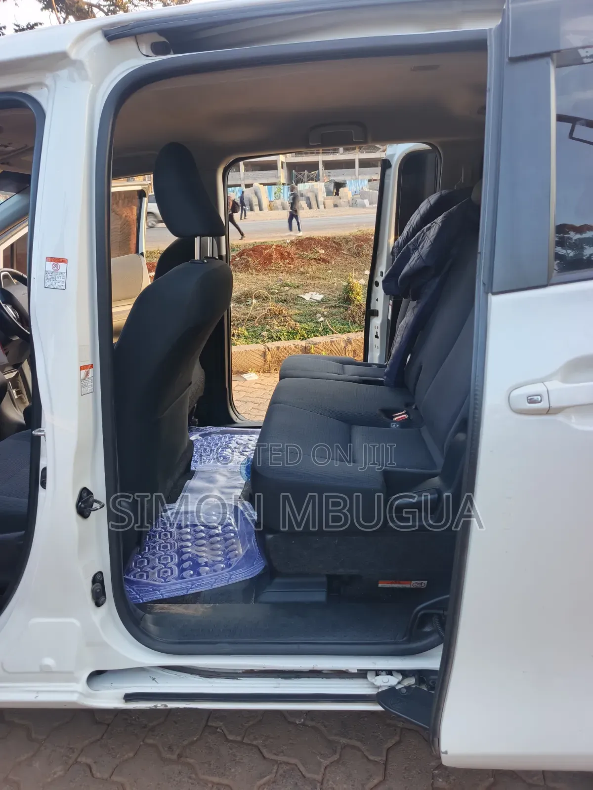 Toyota Sienta 1.5 FWD 2016 White
