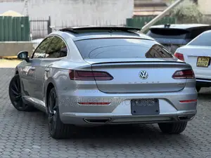 Volkswagen Arteon 2.0T SE R-Line w/20 AWD 4MOTION 2019 Silver