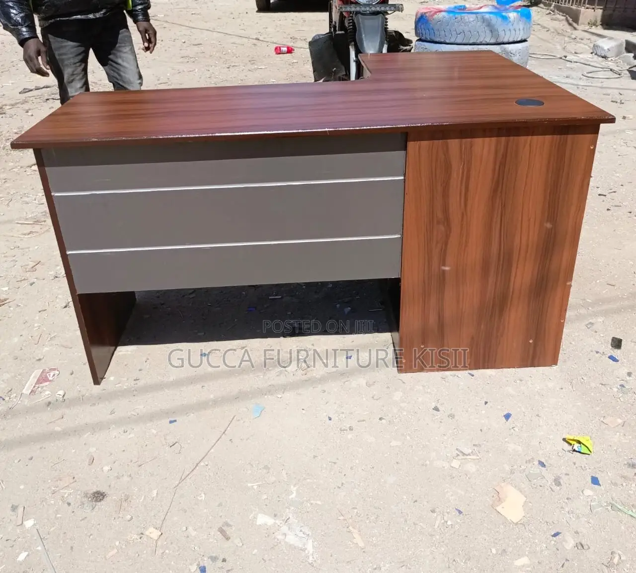 Imported 1.4m Curved Secretarial Task Desk