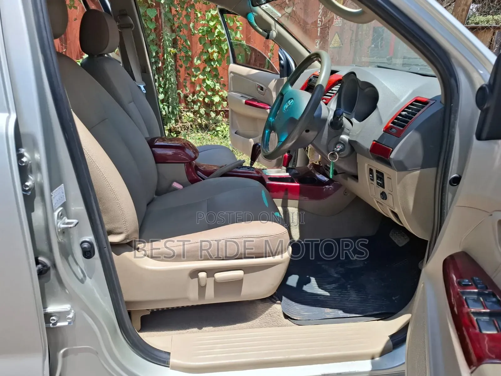 Toyota Hilux 2011