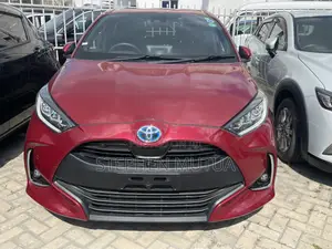 Toyota Yaris 1.5 Sedan L 2020 Red