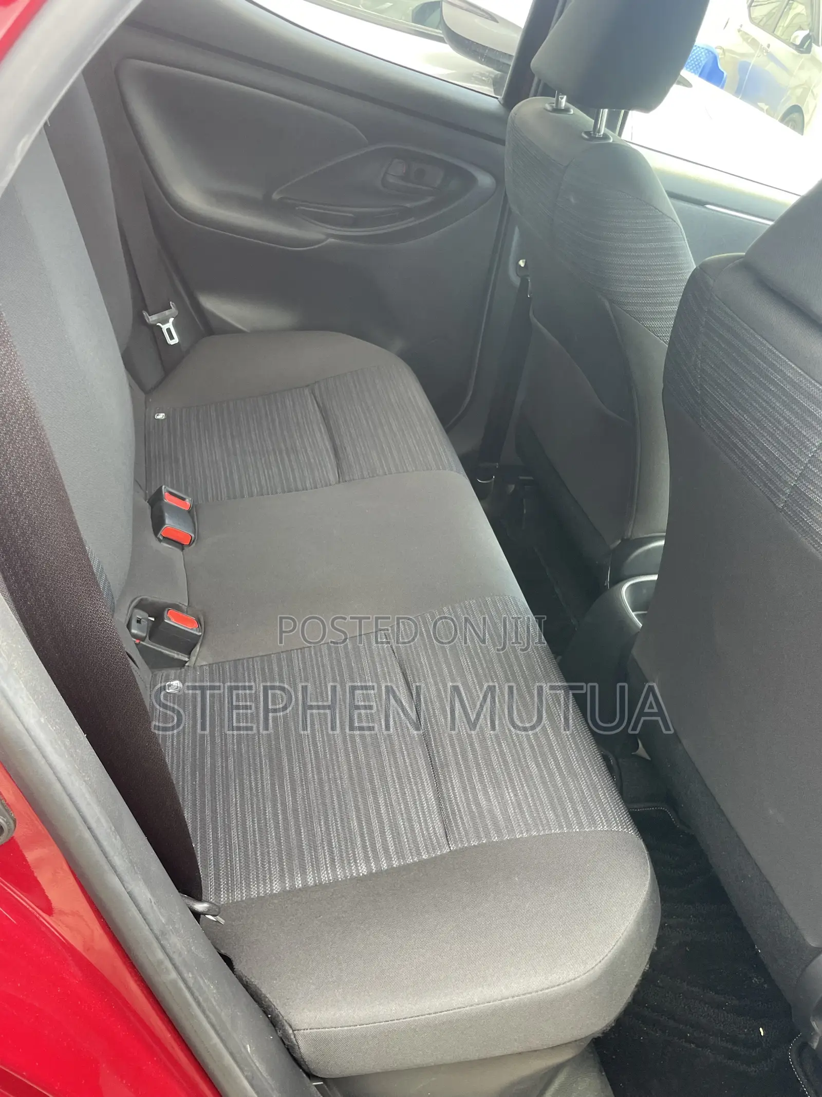 Toyota Yaris 1.5 Sedan L 2020 Red