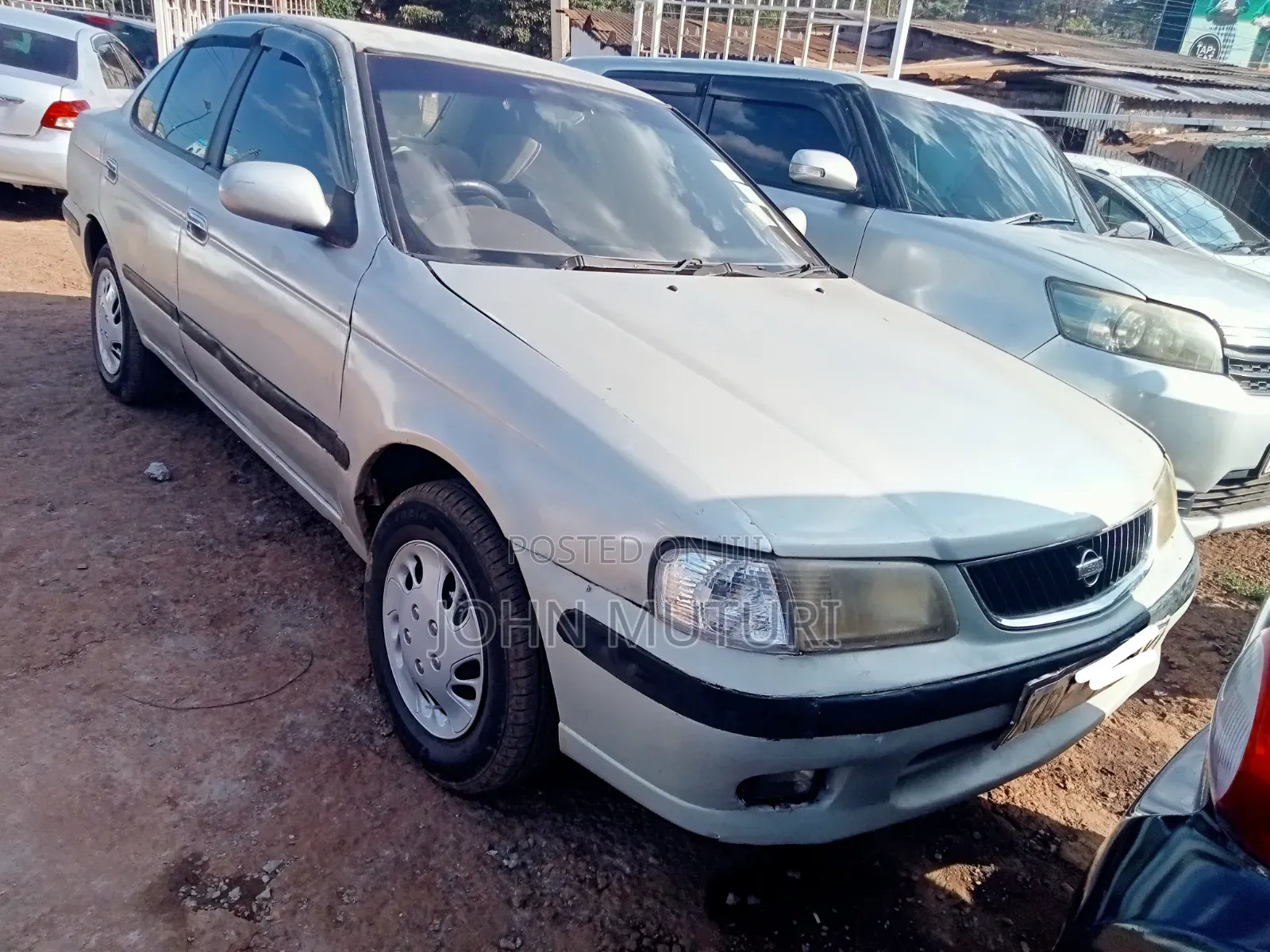 Nissan Sunny 2004 Silver