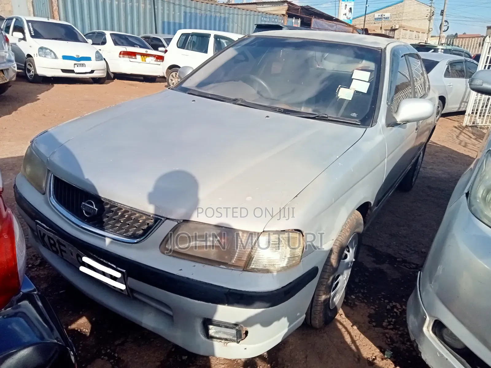 Nissan Sunny 2004 Silver