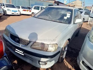 Nissan Sunny 2004 Silver