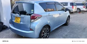 Toyota Ractis 1.5 FWD 2014 Blue