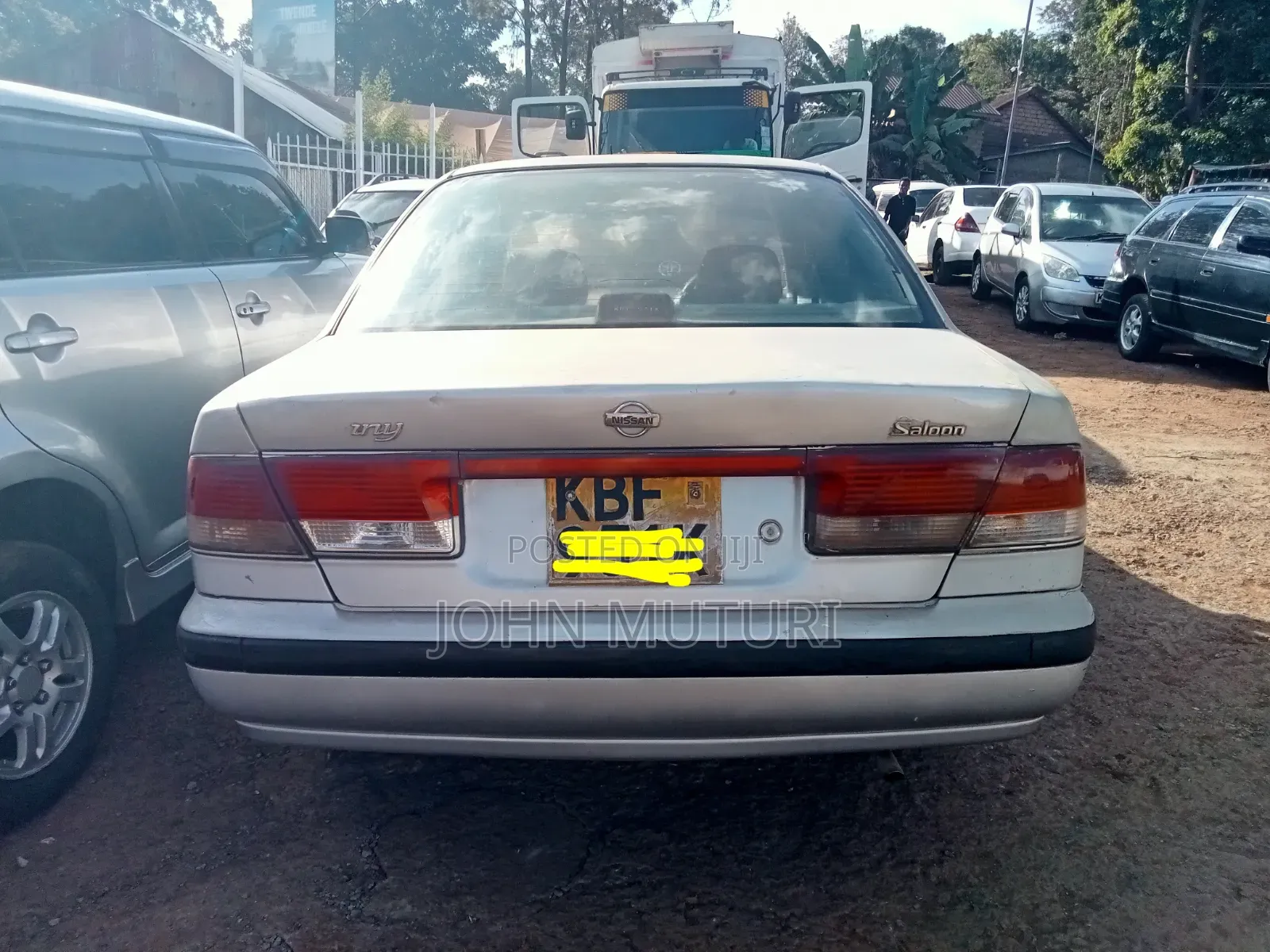 Nissan Sunny 2004 Silver