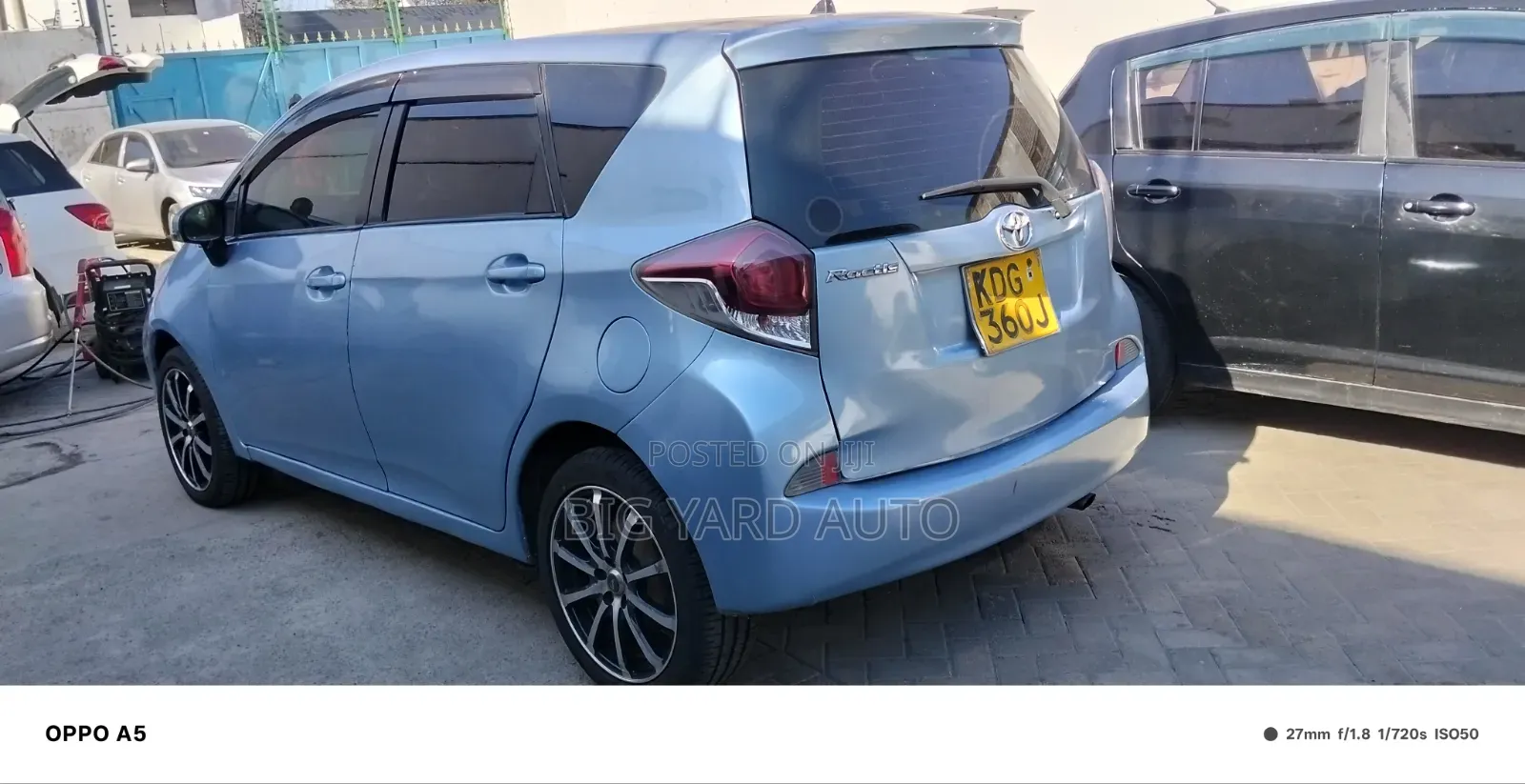 Toyota Ractis 1.5 FWD 2014 Blue