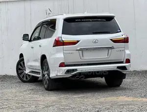 Lexus LX 2019 White