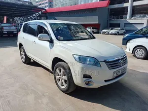 Toyota Vanguard 2008 White