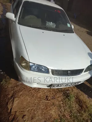 Toyota Corolla 1998 White